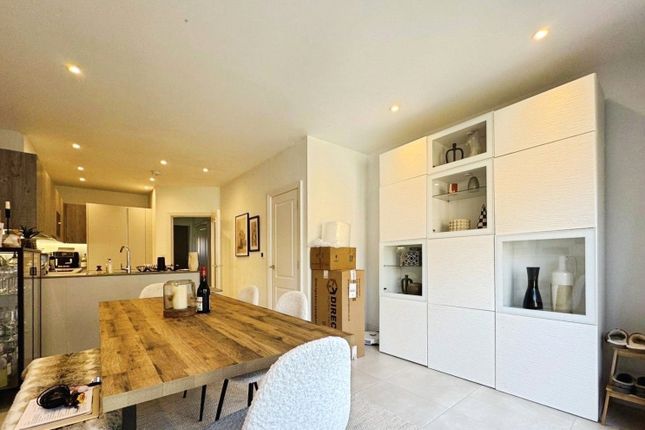 23, Aspen Road, High Wycombe photo 3