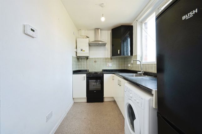 22, Nash Road, Bedford photo 4