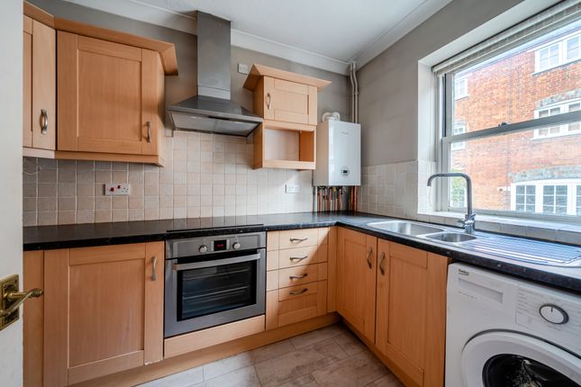 3, St. Georges Mews Bear Lane, Farnham photo 4