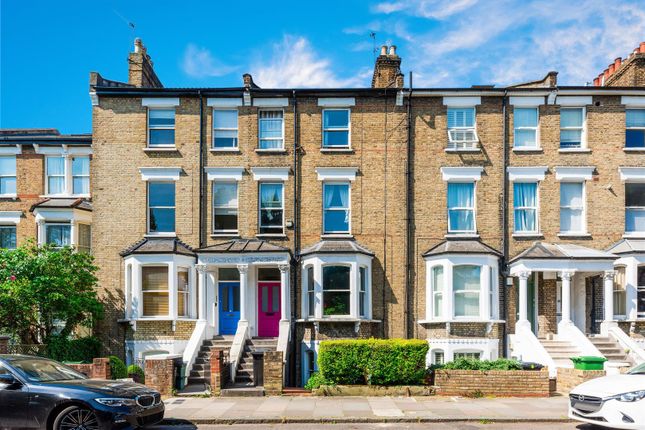 Thumbnail Flat for sale in Huddleston Road, Tufnell Park
