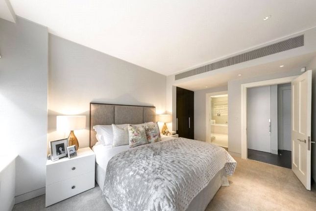 Flat 2.03, 65, Duke Street, London photo 3