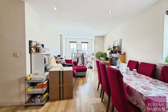 Flat 14, 701 Hyde Road, Greater Manchester photo 3