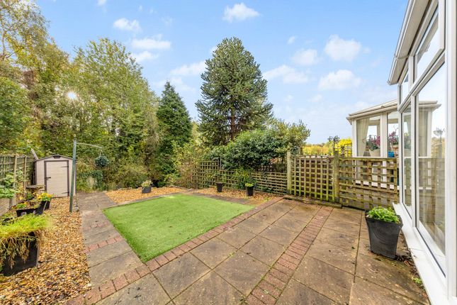 6 Hillside Avenue, Newton-Le-Willows photo 4