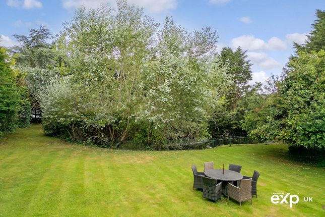 Hurlocks Farm, Greens Farm Lane, Billericay photo 3