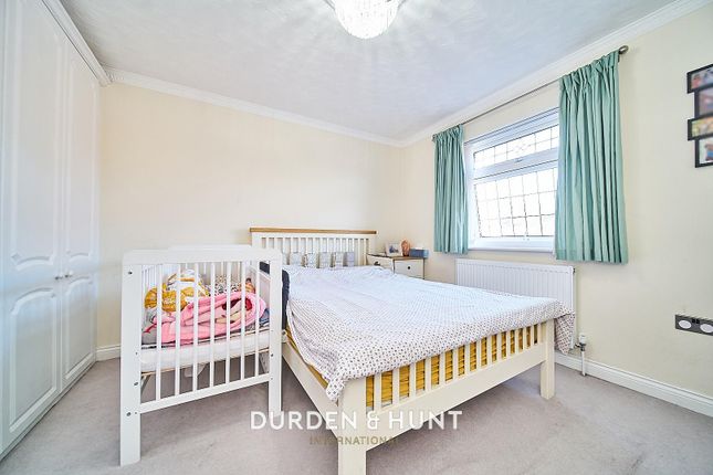 Terraced house to rent in Kingsley Road, Loughton