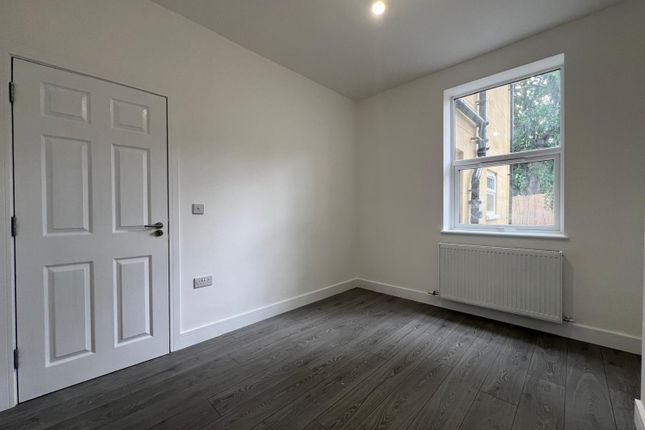 Thumbnail Room to rent in Llanover Road, Plumstead