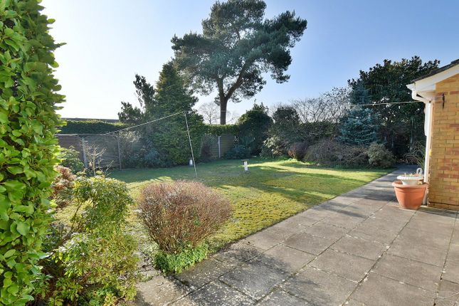 19, Glenmoor Road, Ferndown photo 3