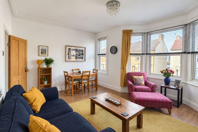 10a Belle Vue Place, Southend-On-Sea photo 2