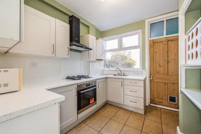9, Coniston Avenue, Portsmouth photo 3