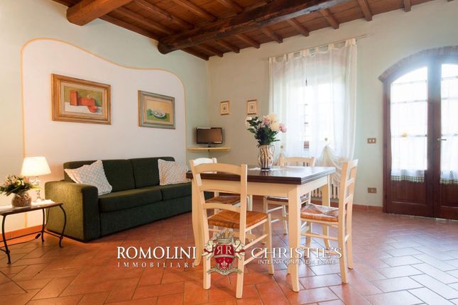 Country house for sale in Figline E Incisa Valdarno, Tuscany, Italy