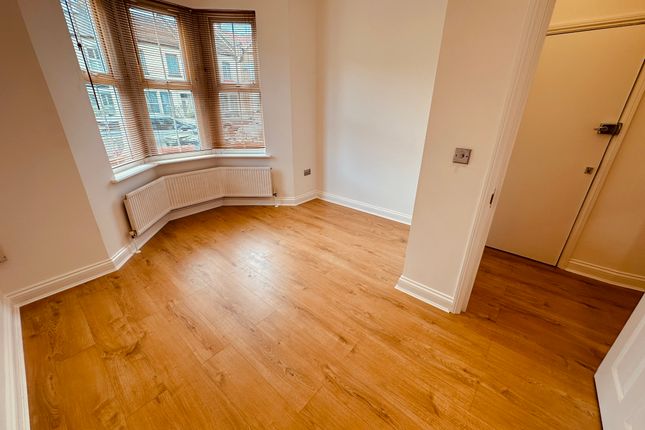 Thumbnail Flat to rent in Selborne Road, London