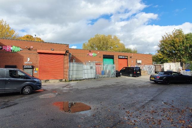 Thumbnail Warehouse to let in Tong Road, Leeds