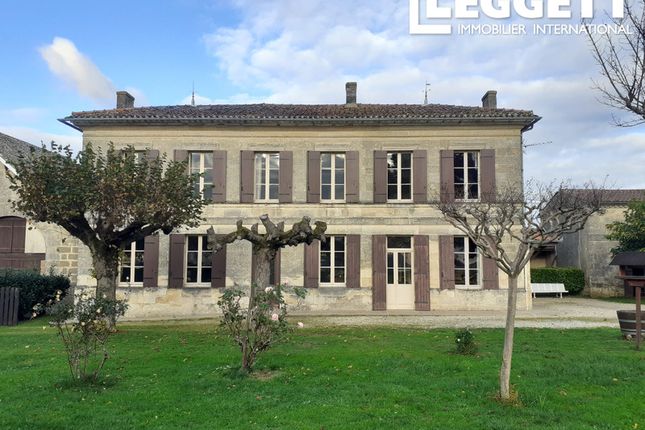 Thumbnail Villa for sale in Bourg, Gironde, Nouvelle-Aquitaine