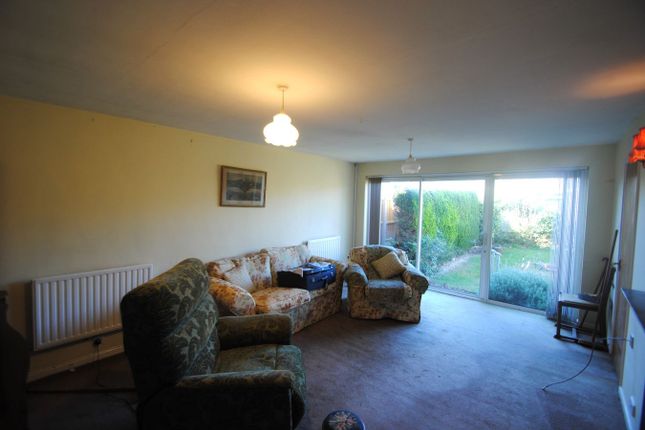 19, Kayte Close, Cheltenham photo 4
