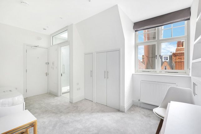 Flat 7, 69, Egerton Gardens, London photo 2