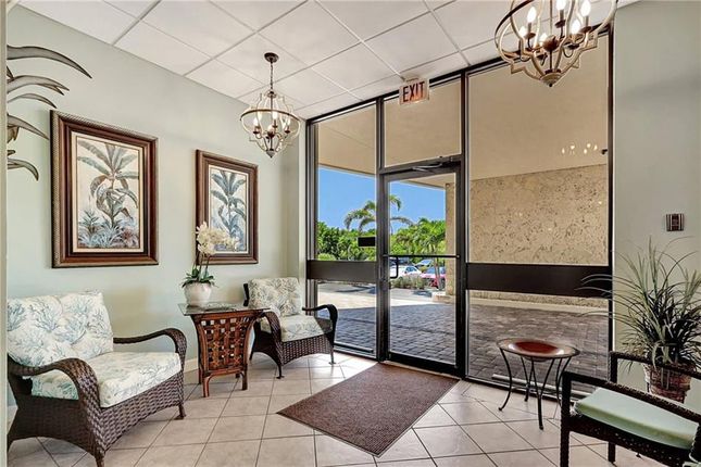 Town house for sale in 5055 North Highway #102, Hutchinson Island, Florida, United States Of America