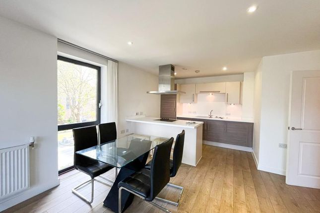 Thumbnail Flat to rent in Upper North Street, Canary Wharf
