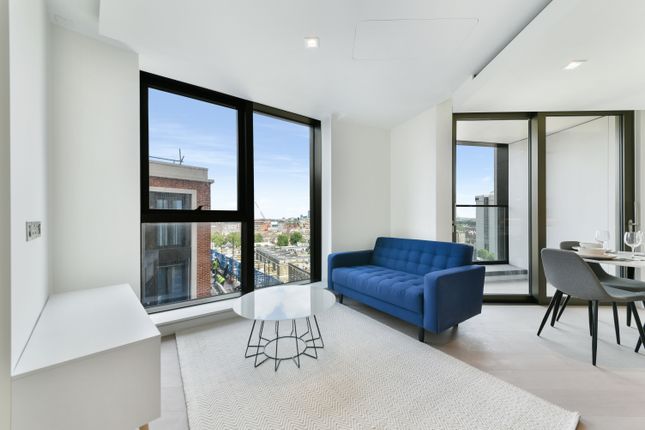 Thumbnail Flat to rent in Westmark, West End Gate, Paddington