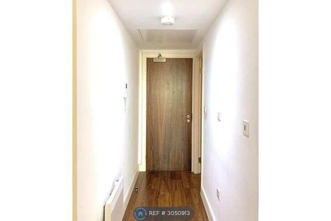 Apt  Metropolitan House, Hagley Road, Birmingham photo 4