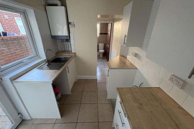 15, Maygrove Road, Great Yarmouth photo 3