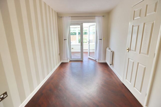 81 Mode Hill Lane, Manchester photo 4