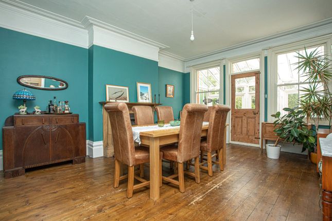 17, Cherry Garden Avenue, Kent photo 3