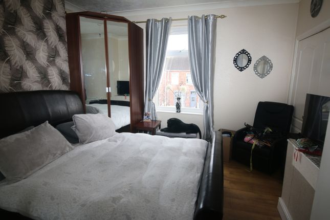 26, Albion Avenue, Durham photo 4