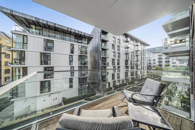 Flat for sale in (30% Share) Pimento House, Bridle Mews, Aldgate, London