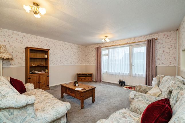 6, Chestnut Road, Diss photo 3