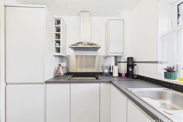 33, Nettlecroft, Welwyn Garden City photo 4