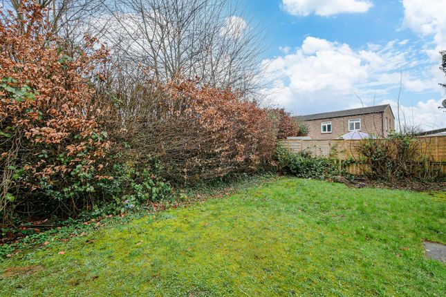 9, Folly Orchard Road, Woodcote photo 4