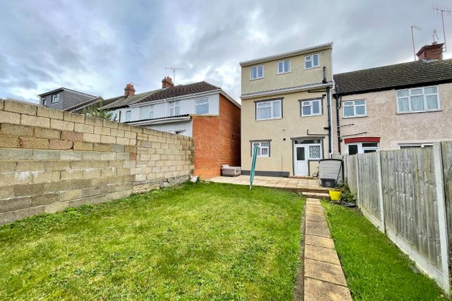 End terrace house for sale in Beverley Road, Luton, Bedfordshire