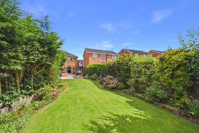 10 Kirkfell Drive, Manchester photo 4
