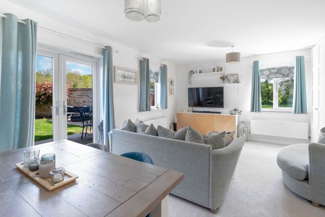 25 Larkfield, Cambridge photo 2