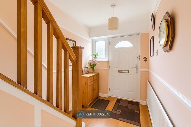 Scorton Avenue, Perivale, Greenford photo 5