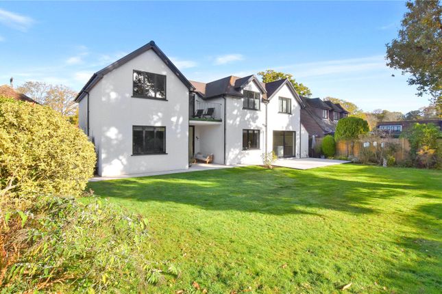 Lye Cottage,, Orchard Close, East Horsley photo 2