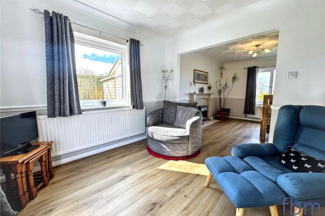 18, Hywel Way, Pembrokeshire photo 2