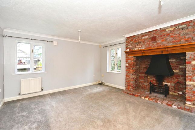 4, Salvington Hill, West Sussex photo 4