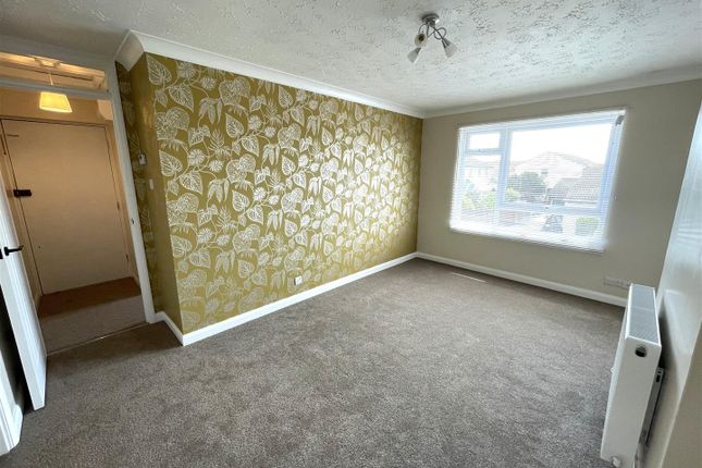 6 Sextant Court, Armada Way, Littlehampton photo 3