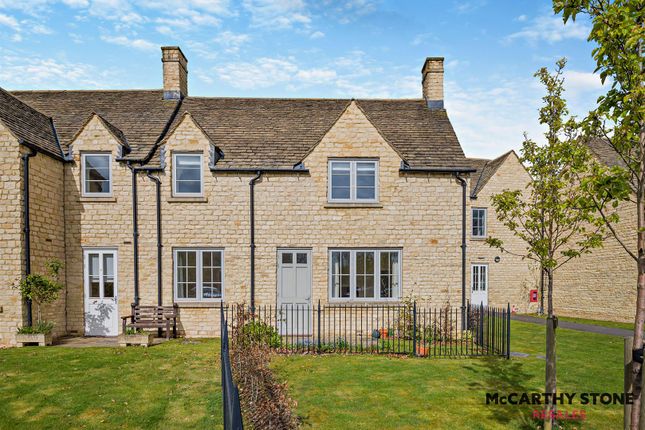 Flat for sale in Hawkesbury Place, Fosseway, Stow On The Wold