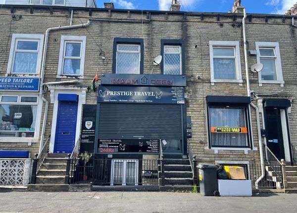 Thumbnail Commercial property for sale in Queens Road, Halifax