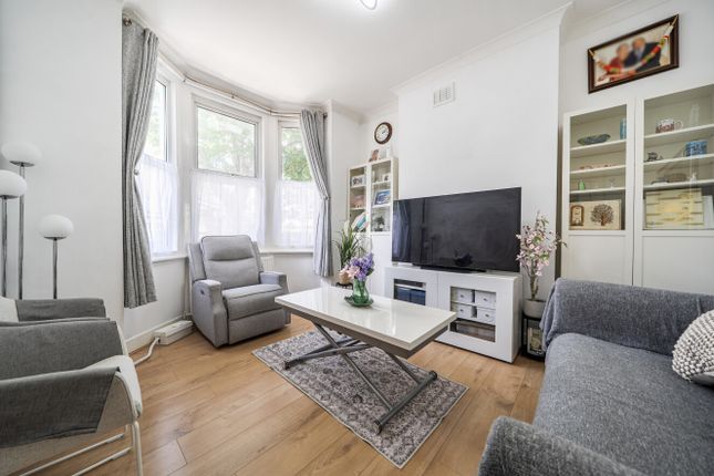 17, Poynings Road, Tufnell Park photo 2