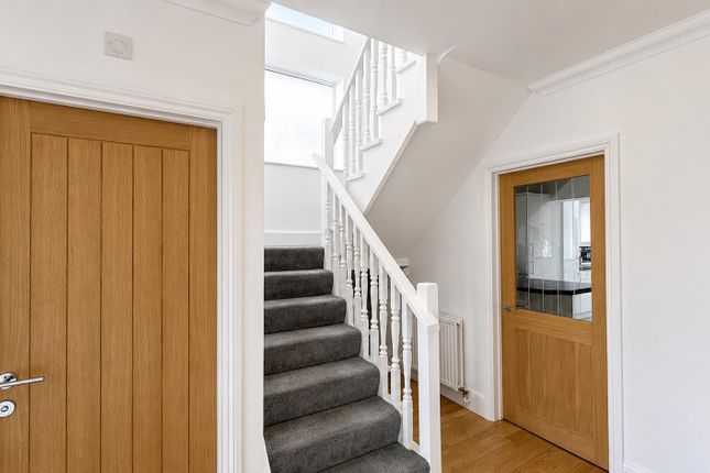 58, Stoneyfields, Easton-In-Gordano photo 3