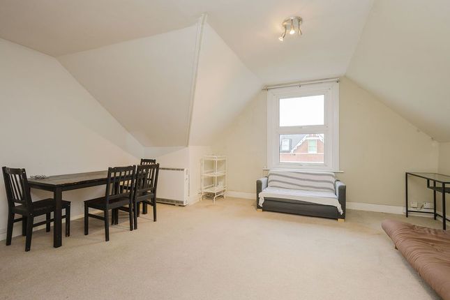 Parkwood Road, London photo 3