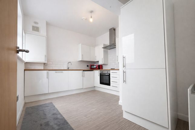 Flat 0, Bull Lane, High Wycombe photo 4