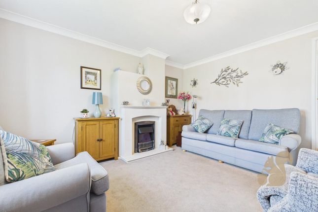 16 Peldon Crescent, Colchester photo 3
