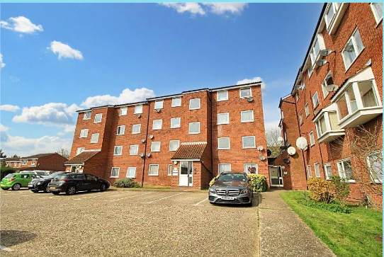 Thumbnail Flat to rent in Makepeace Road, Northolt
