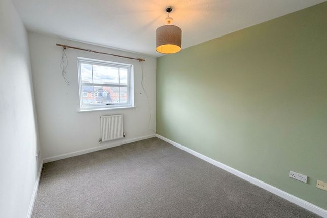 14 Bell Close, Grantham photo 4