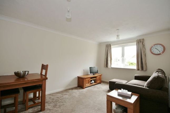 Flat for sale in Priory Court, Reading