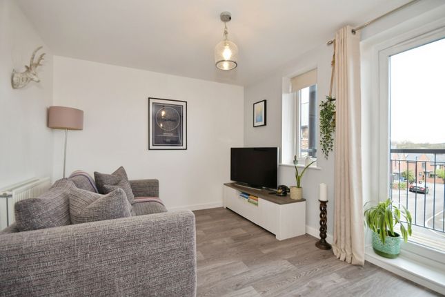 Apartment 2, 182, Honeysuckle Road, South Yorkshire photo 2
